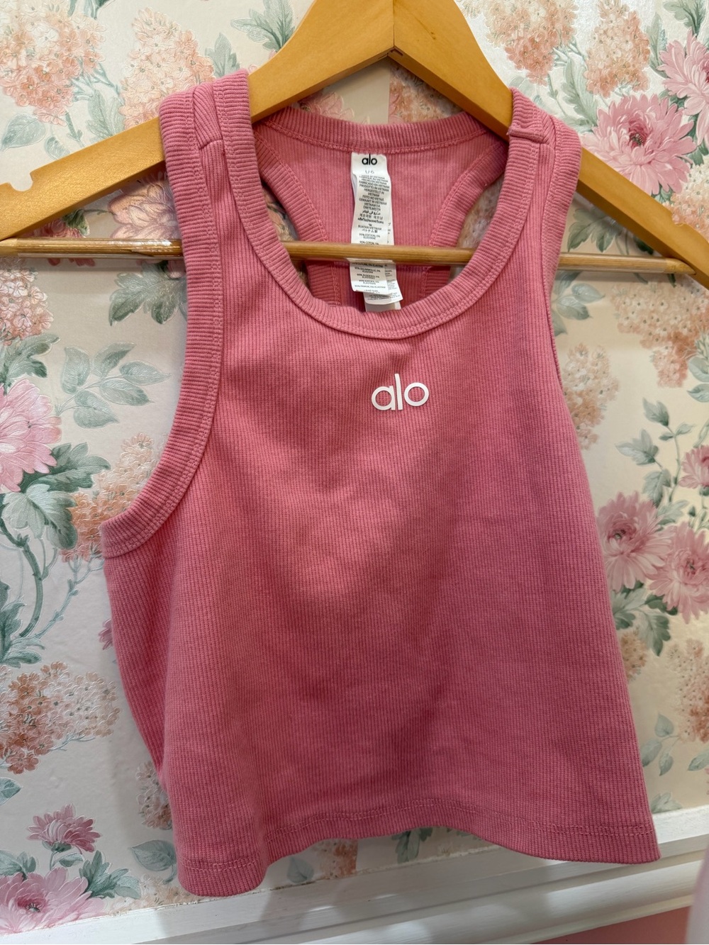 Alo ' Pink Ribbed Tank Top